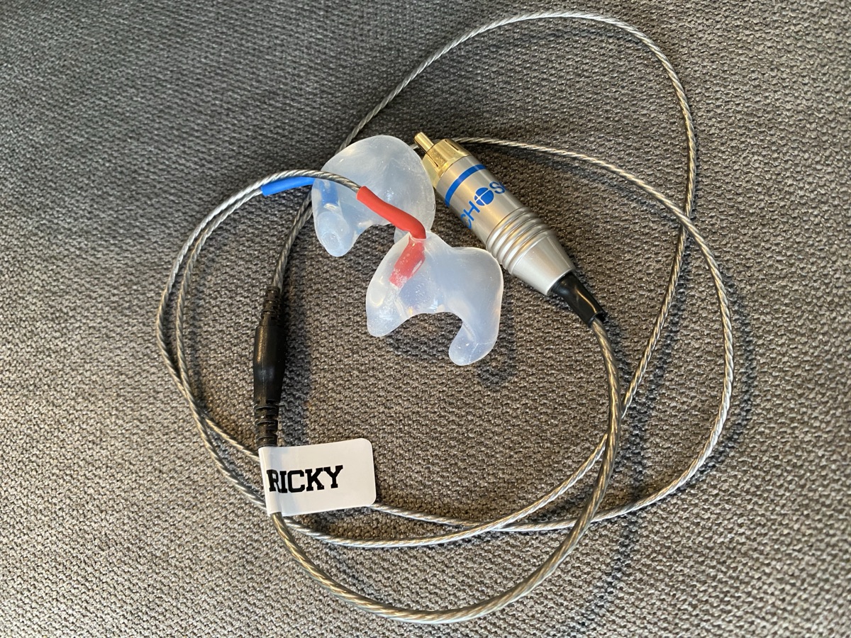 Racing balaclava compatibility